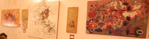 Presenta José Gerardo Uribe obra figurativa y abstracta