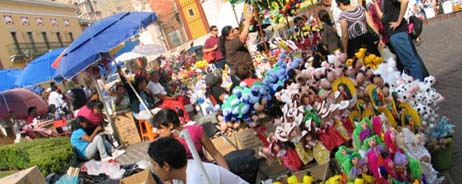 Festejan capitalinos Día de las Flores