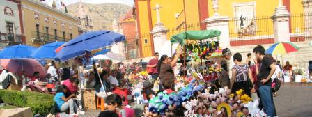 Saldo blanco en la celebración del Día de las Flores