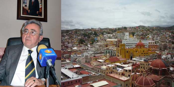Nicéforo Guerrero Reynoso anuncia su separación definitiva del cargo