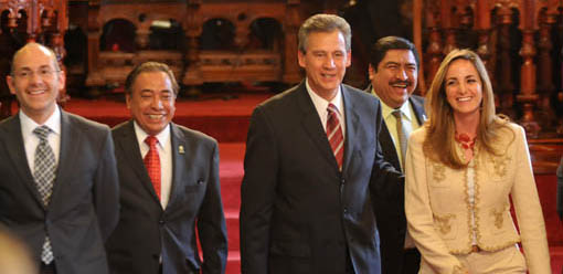 Nombra el Poder Legislativo al Gobernador Sustituto