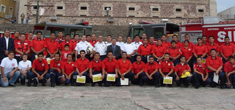 Bomberos piden fiada la gasolina