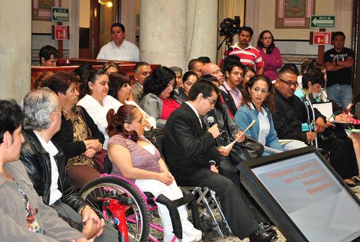SEG no cuenta con docentes y material para atender personas con Autismo