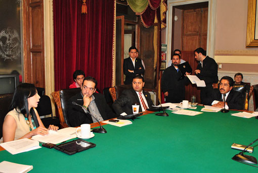 Pide diputada priísta respeto al legislativo