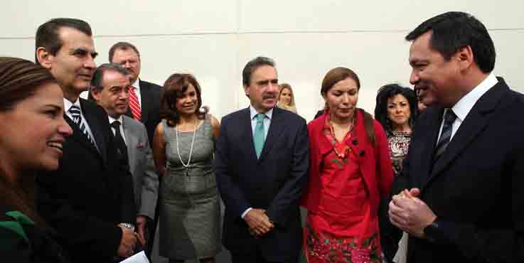 Chico Herrera en la visita de Osorio Chong al Senado