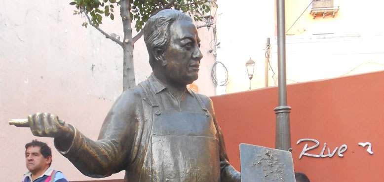 Dañan estatua de Diego Rivera