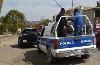 Detienen a 7 por drogarse en vía pública