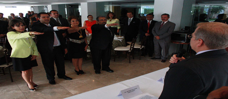Colegio de Notario tiene nueva mesa directiva