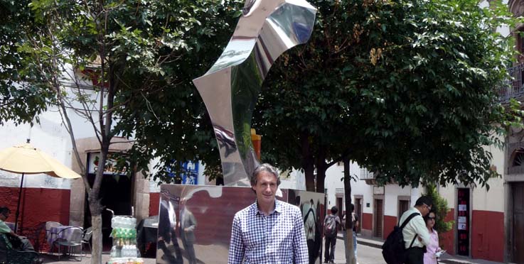 Eulalio Ferrer debería ser llevado al cine