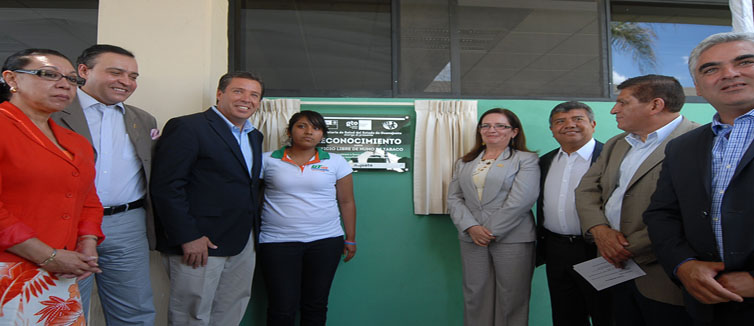 Anuncia gobernador más inversión en infraestructura educativa