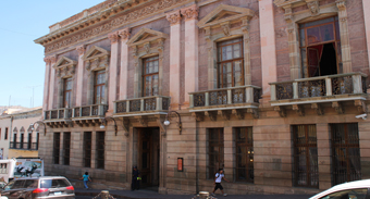 Diputados ciegos y sordos…