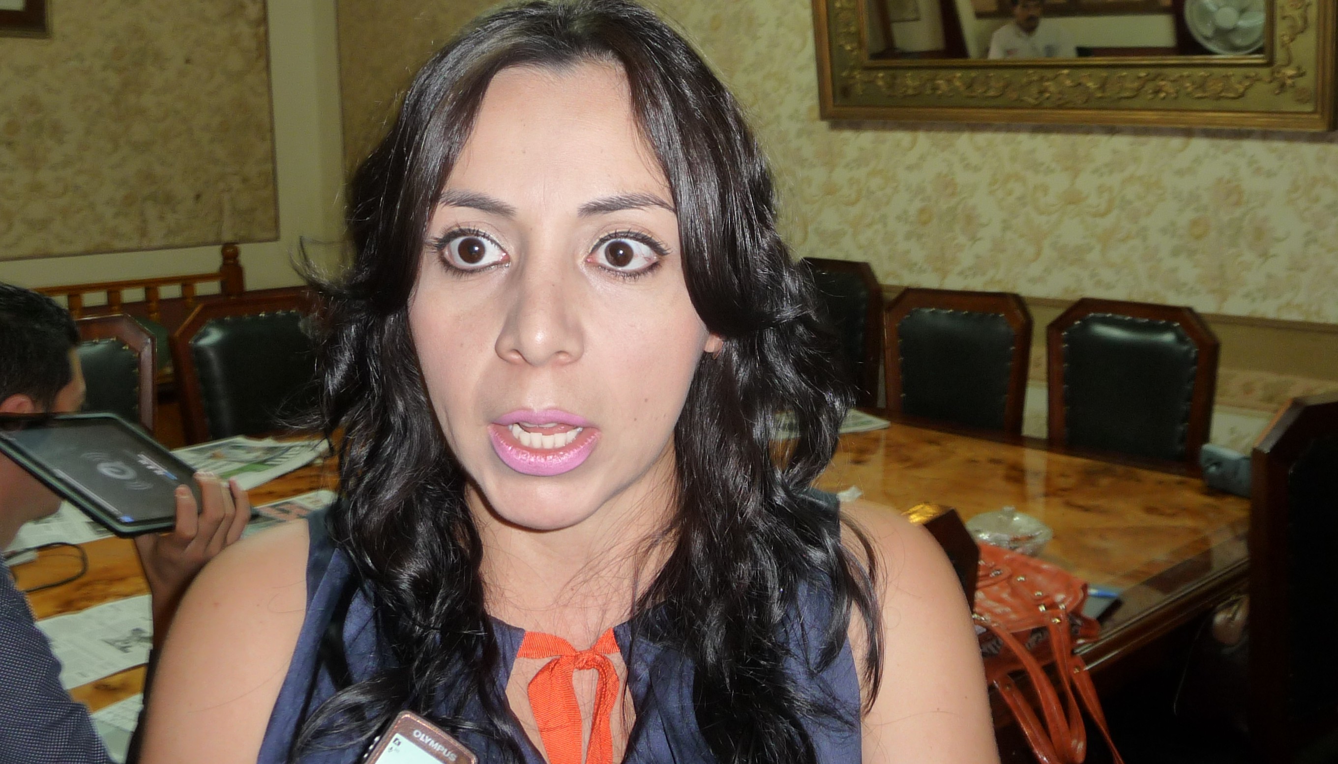 Transparencia en contratación de fabricante de uniformes, pide a la SEG Yulma Rocha