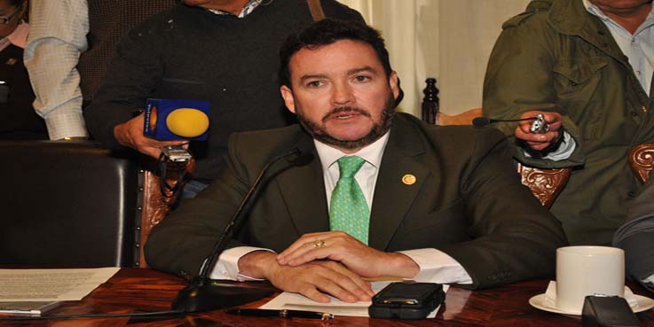 Pide sanción por contratación de mercenario español