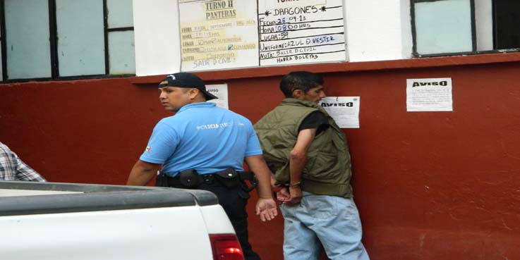 Detiene a lavacoches por robo en Museo Iconográfico