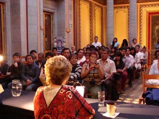 Promueven convivencia de lectores y autores