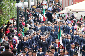 Participarán más de 5 mil en desfile