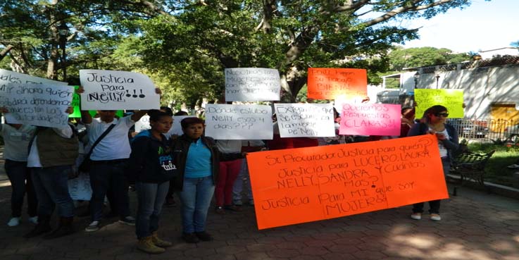 Marchan para clamar justicia por Nelly