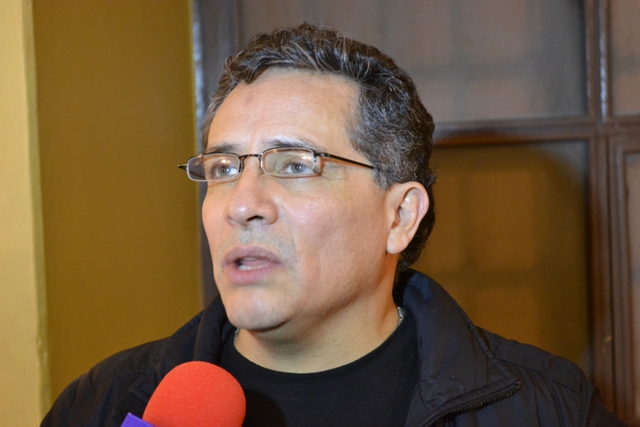 Alejandro Filio llenó el Teatro Juárez