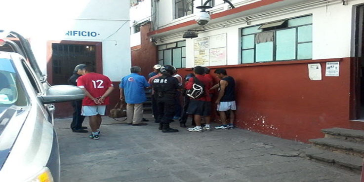 Detienen a deportistas alcohólicos
