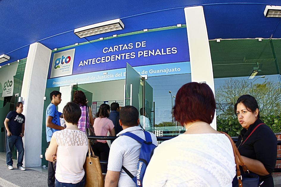 En minutos la PGJEG, expide carta de antecedentes penales