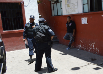 Lo aprehenden con arma en La Luz