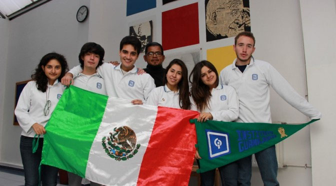 Alumnos guanajuatenses comparten experiencia de intercambio con SEREMI de educación