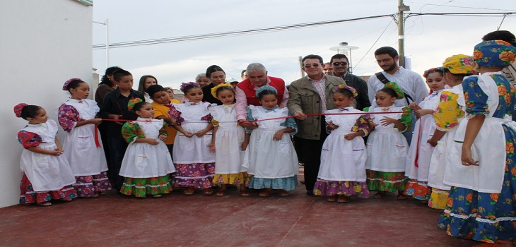 Inauguran Luis Gutiérrez y Francisco Arroyo Centro Cultural y Comunitario en la Zona Sur