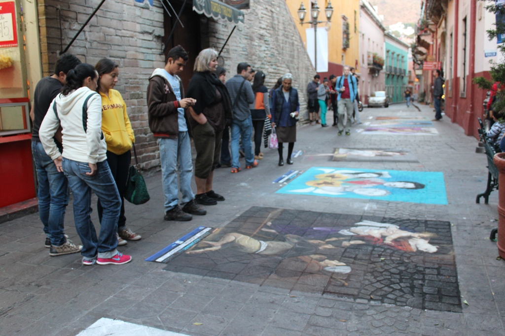 6o. Festival Internacional Madonnari 2014, Arte surrealista sobre el piso