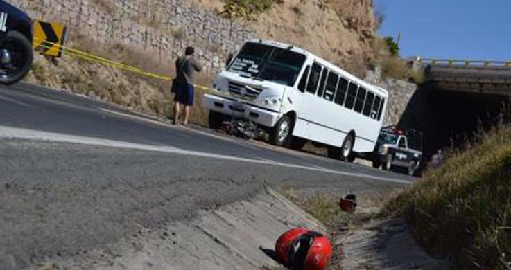 Perecen dos en la Curva del Diablo