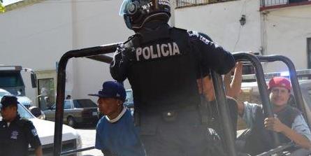 Aprehenden a falsos centroamericanos