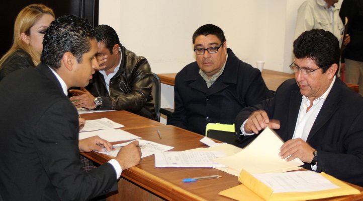 Se registran aspirantes priístas a diputaciones federales
