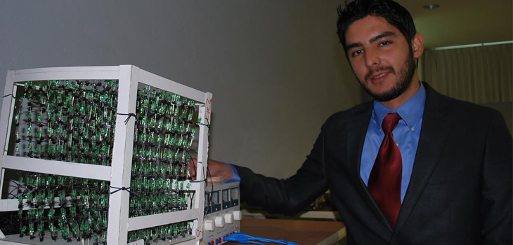 Alumno de UG en Yuriria diseña y construye sistema de coordenadas 3D