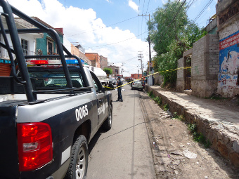 Fallece joven motociclista tras chocar contra pipa