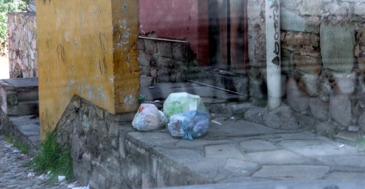 Tienen 16 vehículos en el taller y solo 12 operan para recolectar la basura