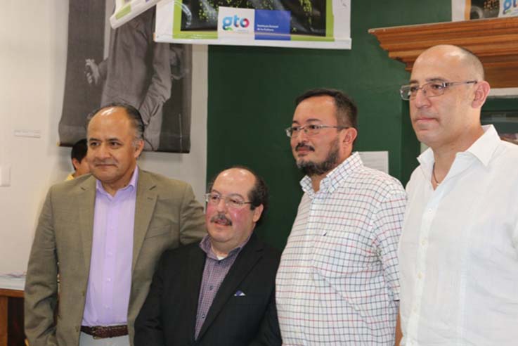 Convoca IEC a creadores literarios generación 2015 del Fondo para las Letras Guanajuatenses