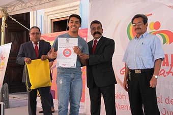 Alumnos del Campus Guanajuato reciben el Premio Municipal de la Juventud