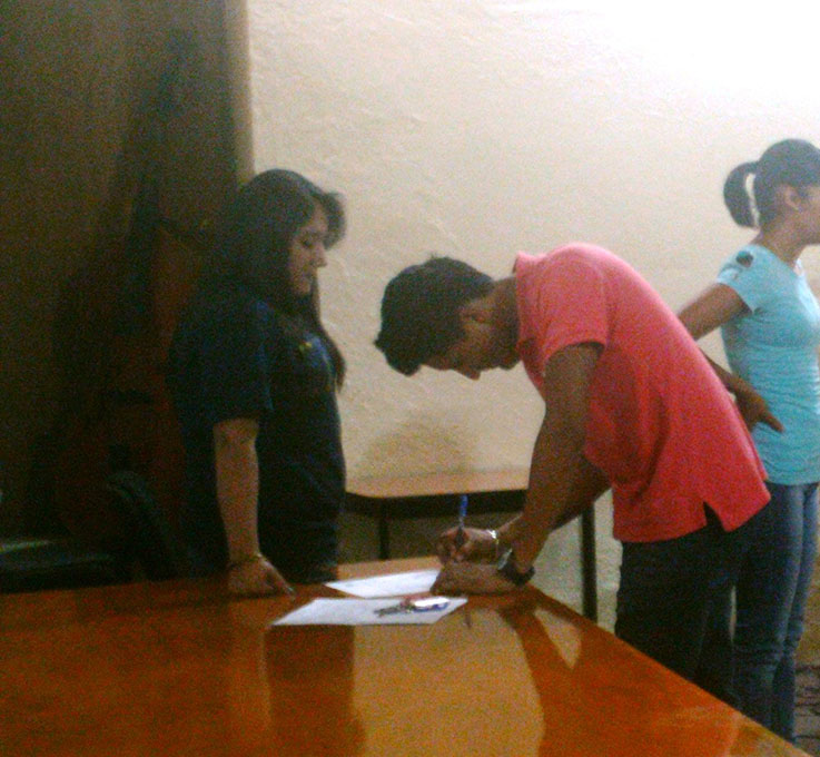 Entregan credenciales a beneficiarios del programa SOS