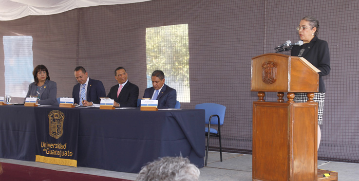 Nombra UG directora de las sedes de las ENMS de Pénjamo y Moroleón
