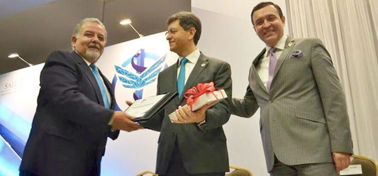 Otorgan reconocimiento a profesor de Campus Celaya-Salvatierra de la UG