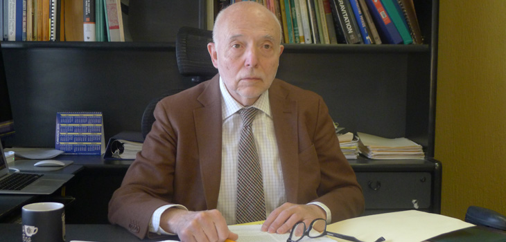 Distinguen a investigador UG con el Premio Crónica en Ciencia y Tecnología 2015