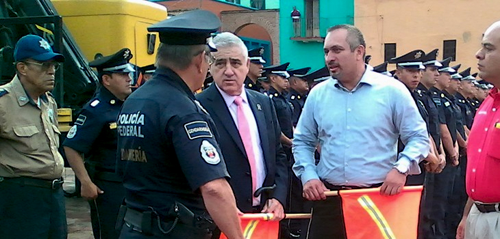 Destinan 8 mdp para pago extras de policías