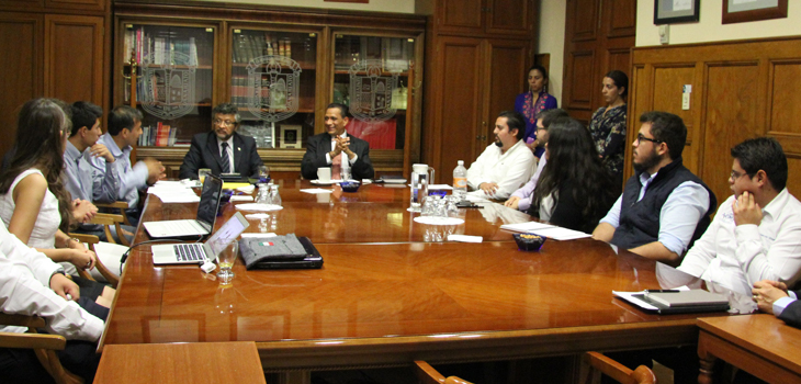 UG prepara a sus estudiantes con competencias internacionales