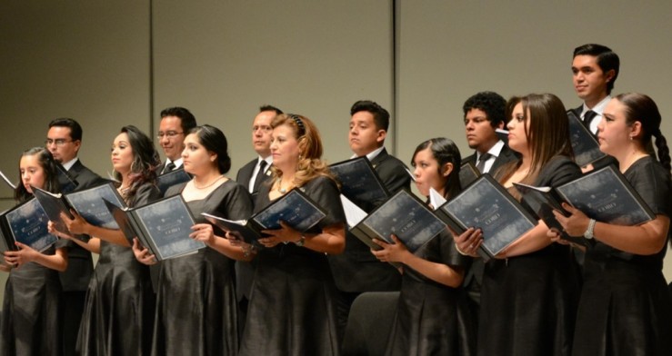 Presenta Coro de la UG concierto navideño 2015