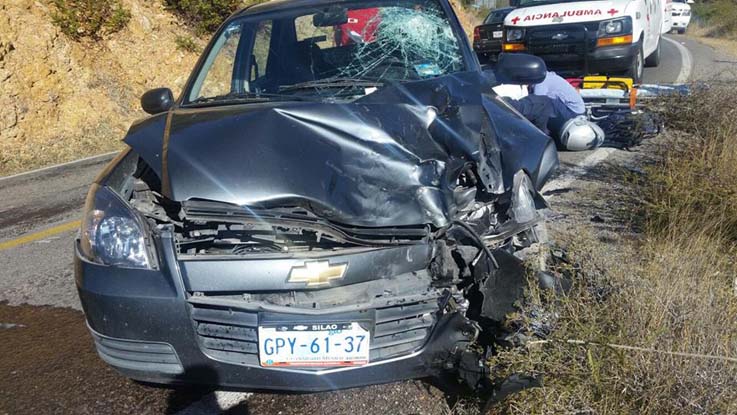 Motociclistas sufre accidente