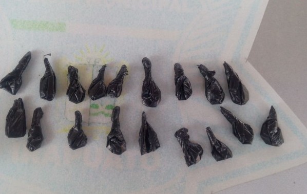 Detiene la Policía Municipal a vendedor de droga