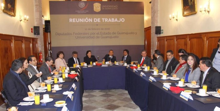 Diputados Federales ofrecen respaldar Proyectos prioritarios de la UG