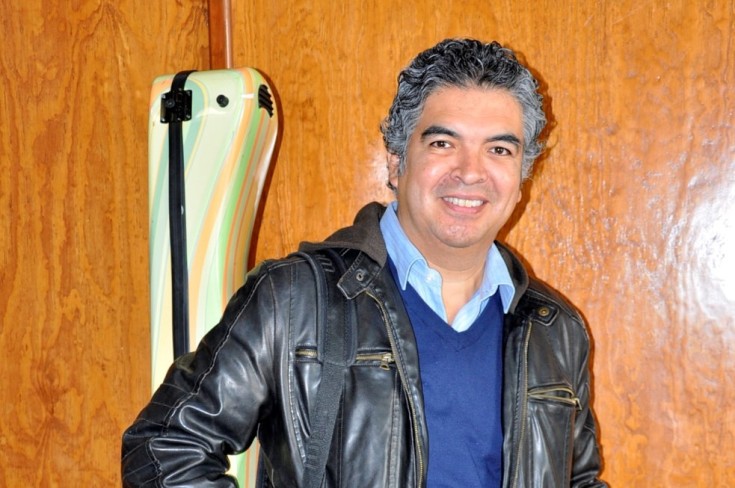 El guitarrista Juan Carlos Laguna expone en la UG su pasión por la Música Nueva