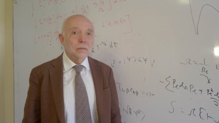 UG inaugura “Ciencia es Cultura” con charla del Dr. Octavio Obregón