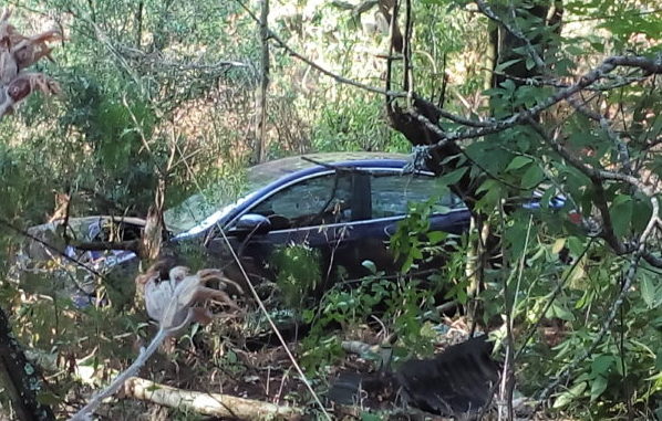 Seguridad Guanajuato: vuelcan dos autos en la sierra