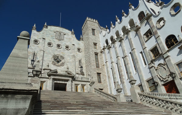 Avala el Consejo General de la UG la metodología para el proceso de Reforma Normativa y actualización del PLADI